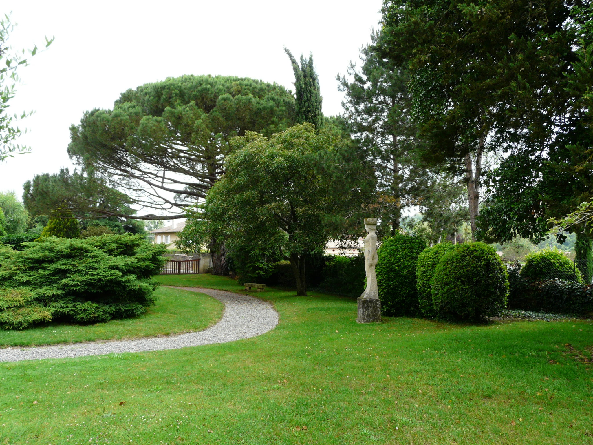 Mantenimiento de Jardines Mantenimiento de Jardines
